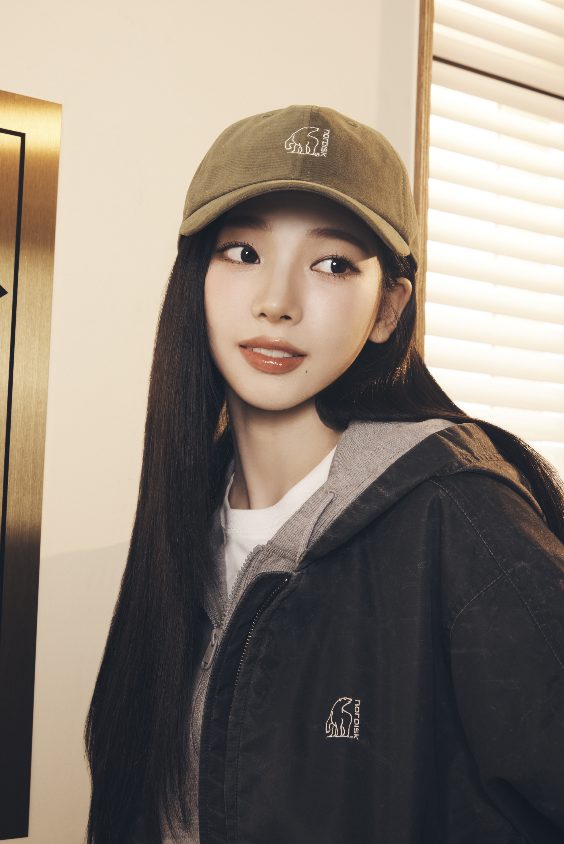 25FW_KARINA_6-4.jpg