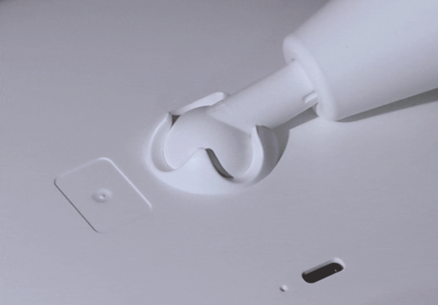 OMUM-001WH_04.gif